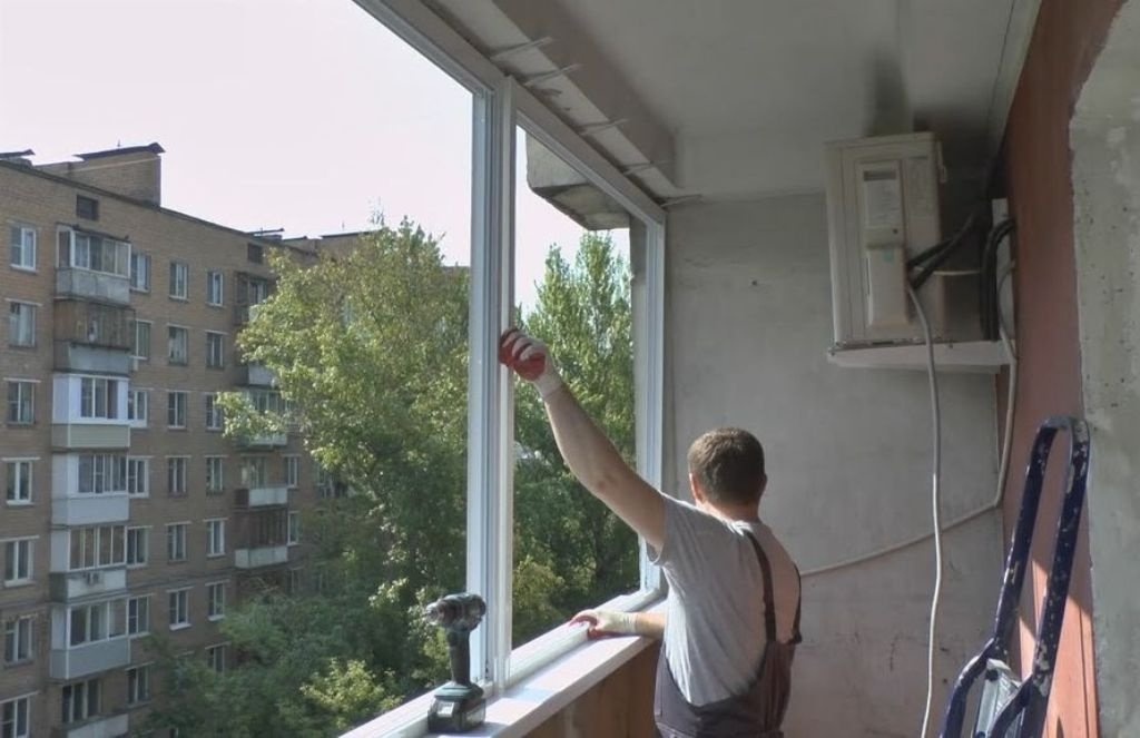 Не устанавливайте без опыта, в этом случае работу следует доверить профессионалам.
