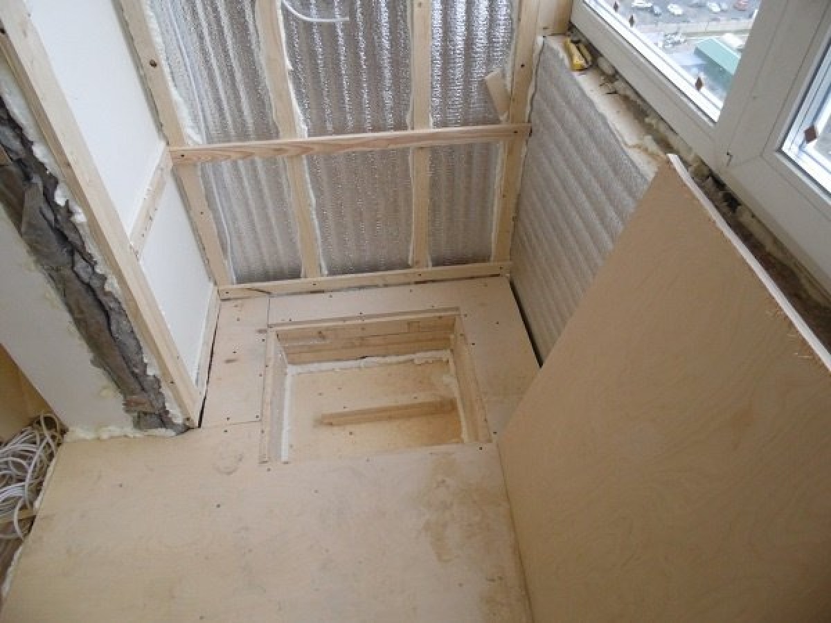 Утеплитель для пола на балконе. Утеплить балкон изнутри. Утеплить балкон. Как сделать утепление балкона. Как сделать утепление балкона.