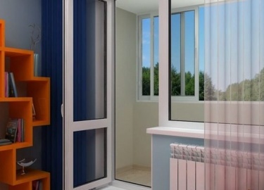 Причины и возможные неисправности балконных дверей. Самостоятельная регулировка фурнитуры двери. Как восстановить герметичность и работоспособность.