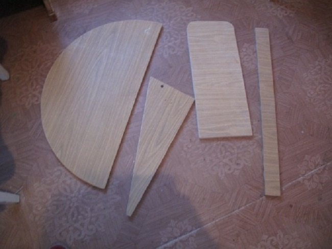 складной стол из ДСП
